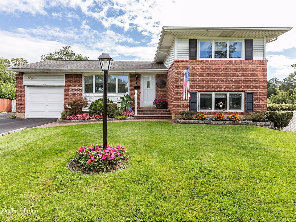 1st image of 3 Essex Pl