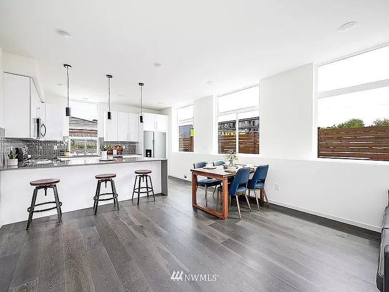9250B 17th Ave SW — Photo 7