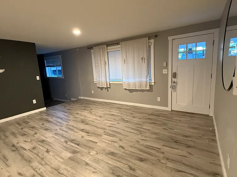 11615 Sheridan Ave S — Photo 4
