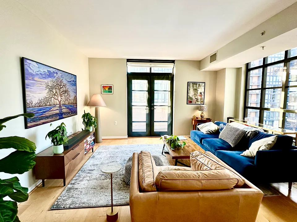 437 New York Ave NW #418