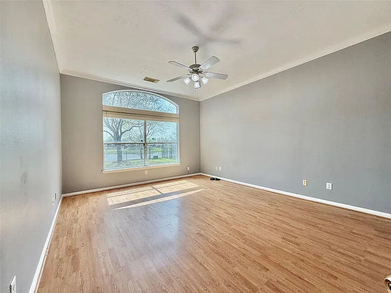 24327 Lanning Dr — Photo 13