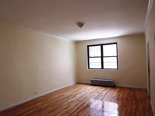 Rented by Friedman Roth Realty | media 23