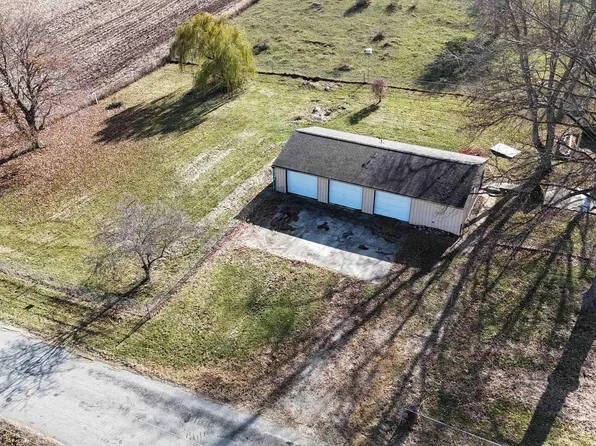 10306 E 350 S, Walton, IN 46994