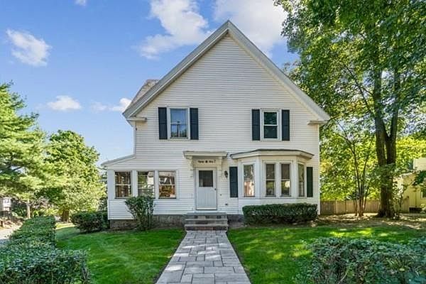 1st image of 84 Bartlett St