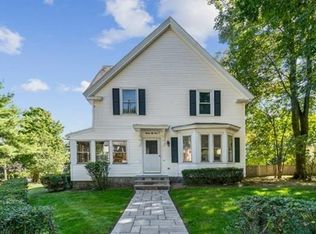 84 Bartlett St, Quincy, MA 02169
