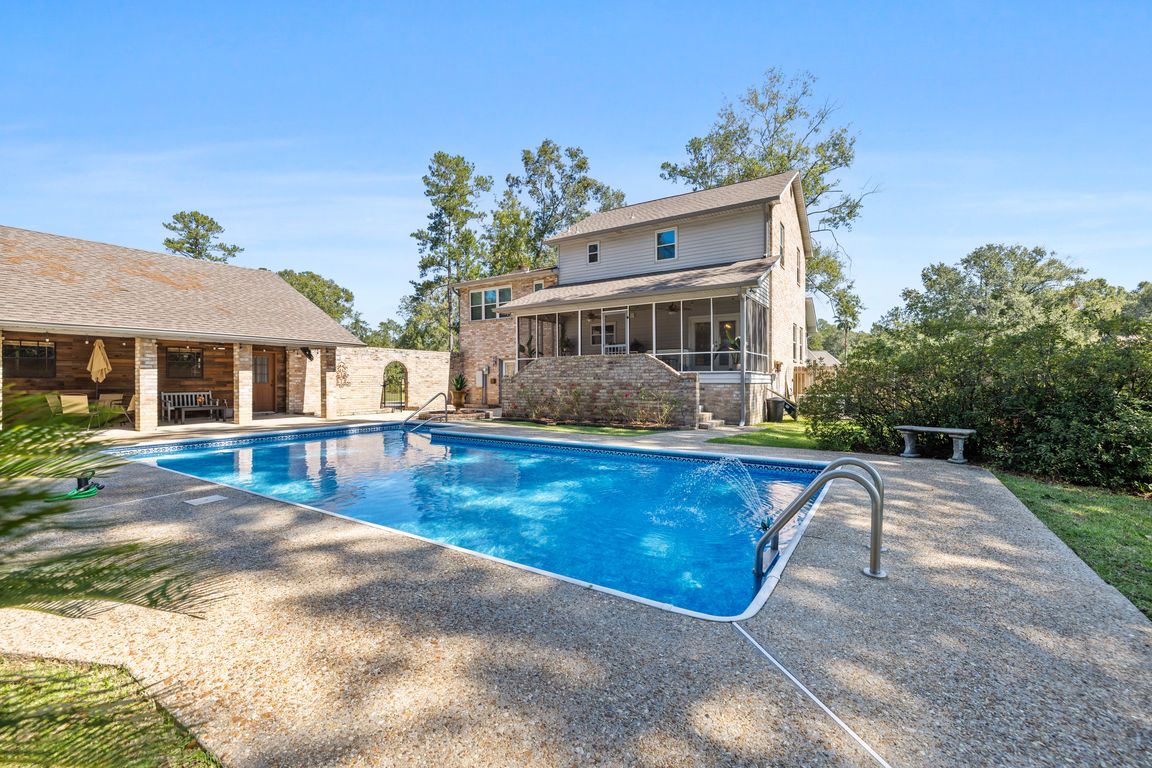 next background image