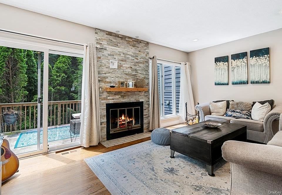 1st image of 65 Maple Hill Dr