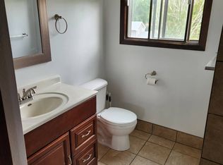 548 12th St SE APT 6, Le Mars, IA 51031
