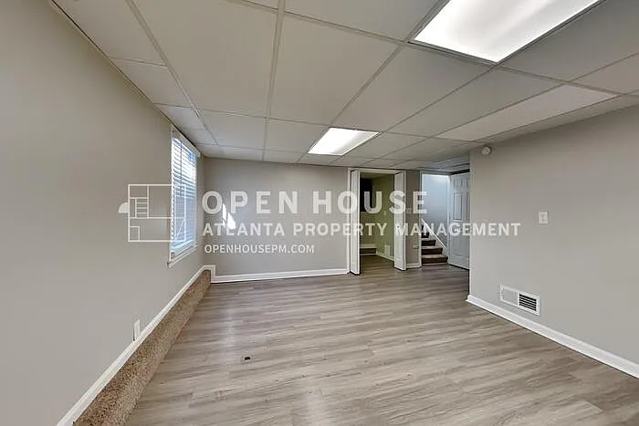 1746 Charrington Way — Photo 6
