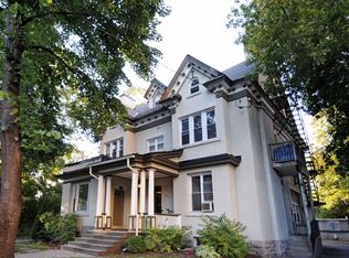 377 Stewart St #4, Ottawa, ON K1N 6K9