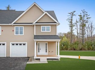 86 Centerwood Way, Manchester, NH 03102