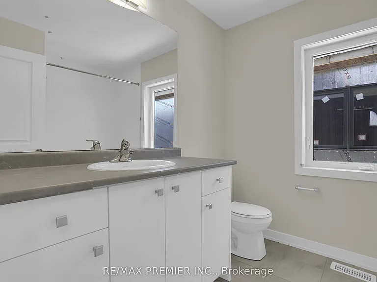 28 Downriver Dr — Photo 16