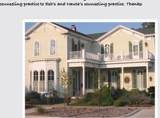 107 S Division St, Spring Lake, MI 49456