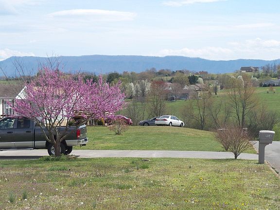 2nd image of 1130 Oakes Vista Way