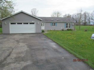 1099 Sarah St, Grand Blanc, MI 48439