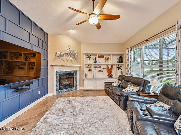 5th image of 2998 AMELIA BLUFF Drive