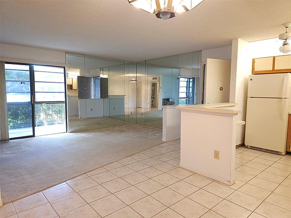 5th image of 10905 Clairmont Circle #10905