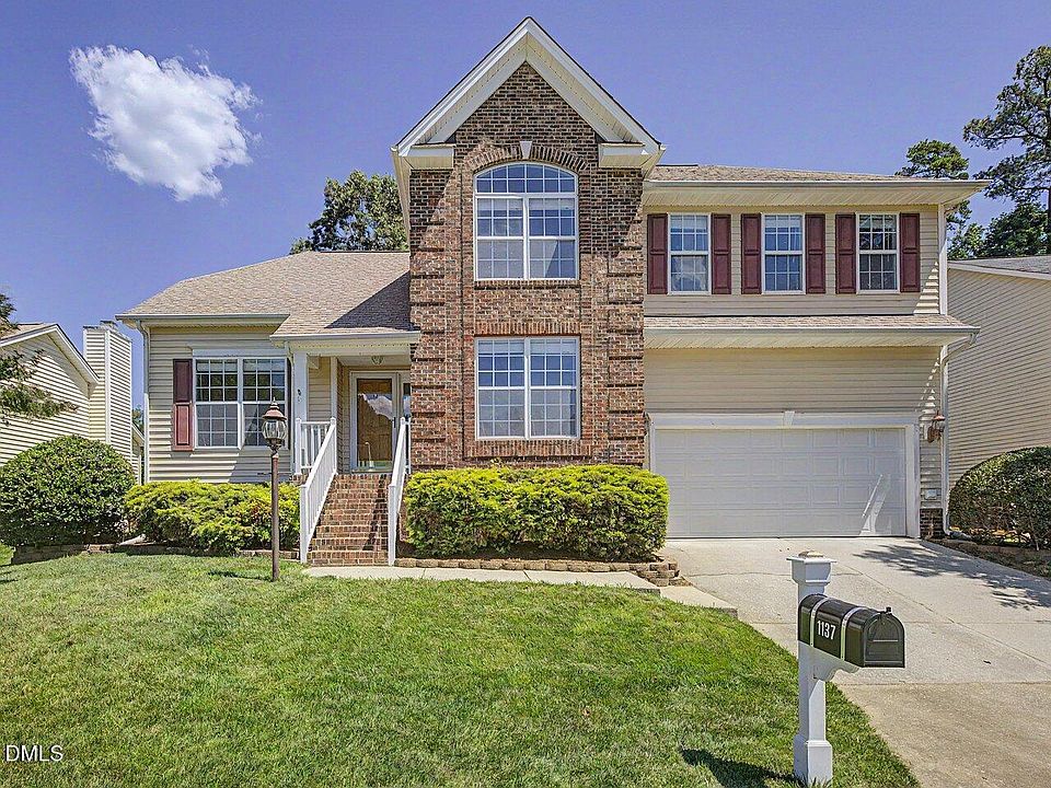 1st image of 1137 Pebble Creek Xing