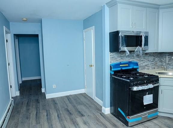 3rd image of 75 Fillmore Ave