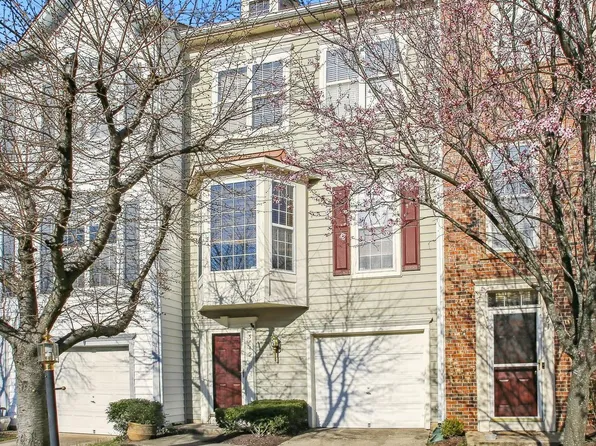 5449 Summer Leaf Ln, Alexandria, VA 22312