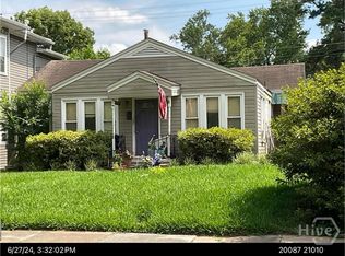 327 E 49th St, Savannah, GA 31405