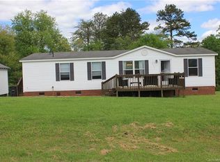 111 Peppertree Dr, Harmony, NC 28634