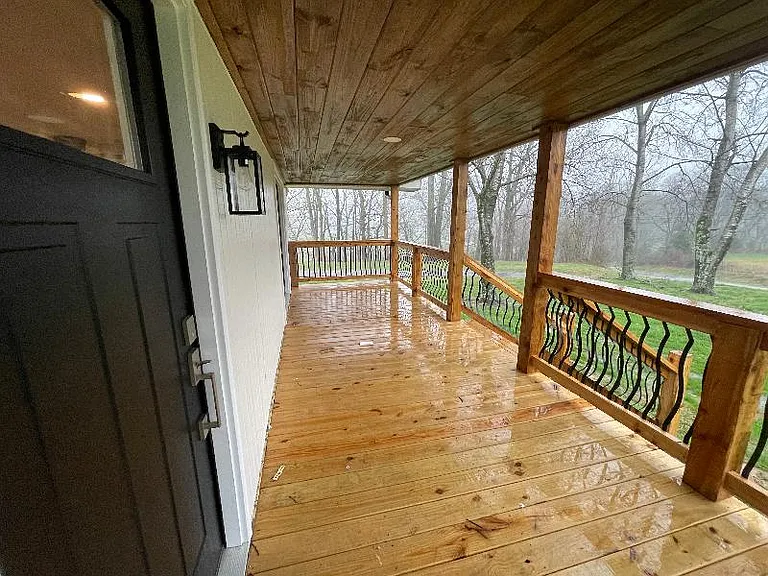 3082 Valley Creek Rd — Photo 4