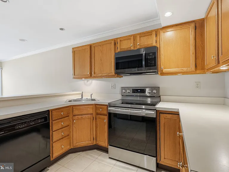7 Walton Ct — Photo 11