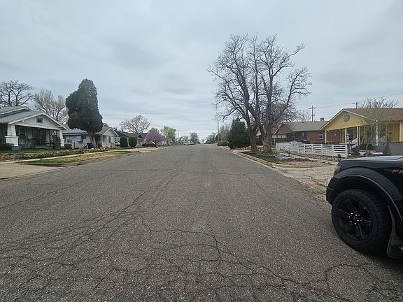 4th image of 1639 E 11th St