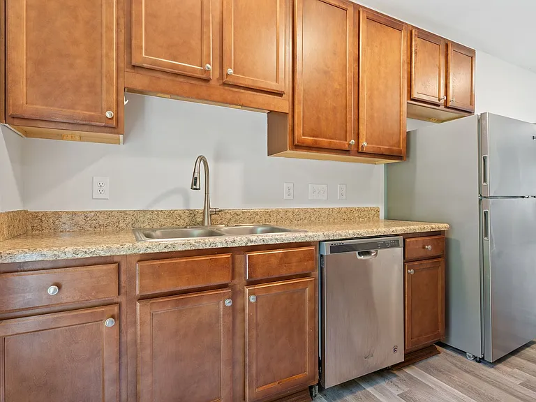 415 Aversboro Rd — Photo 7