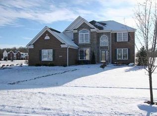 9205 Forest Willow Dr, Indianapolis, IN 46234