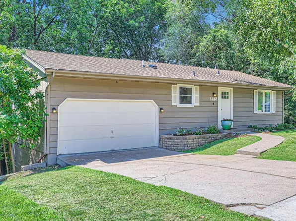 1413 Flag Ave N, Golden Valley, MN 55427