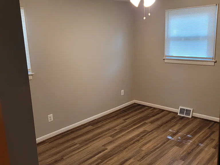 1751 Almonesson Rd — Photo 9