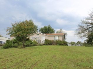 24795 S Ratner Rd, Lyndon, KS 66451