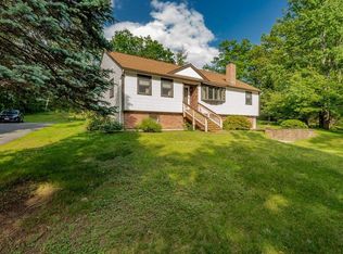 411 Turners Falls Rd, Montague, MA 01351