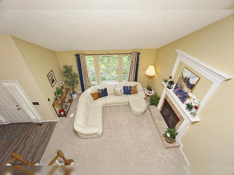 6275 Hummingbird Dr — Photo 31