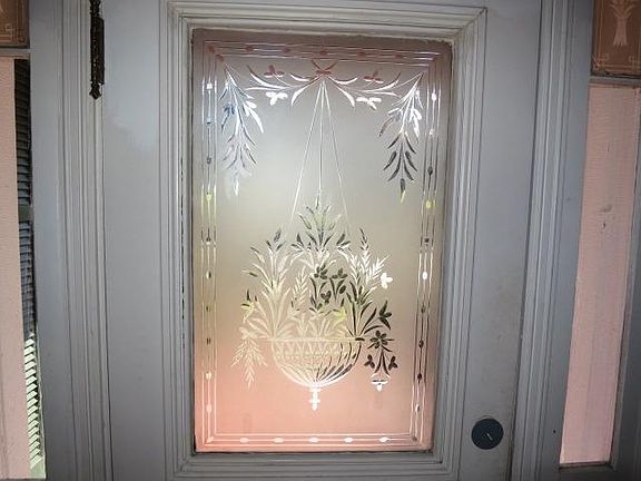 3rd image of 316 E Pike St