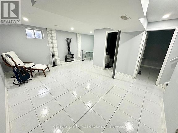 4th image of 32 Histon Cres