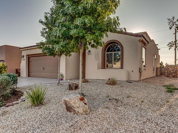 2nd image of 5509 Grove Dr