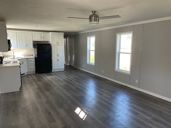 Living Room/Kitchen from front door