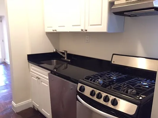 Rented by Platinum Forbes Global Properties | media 13