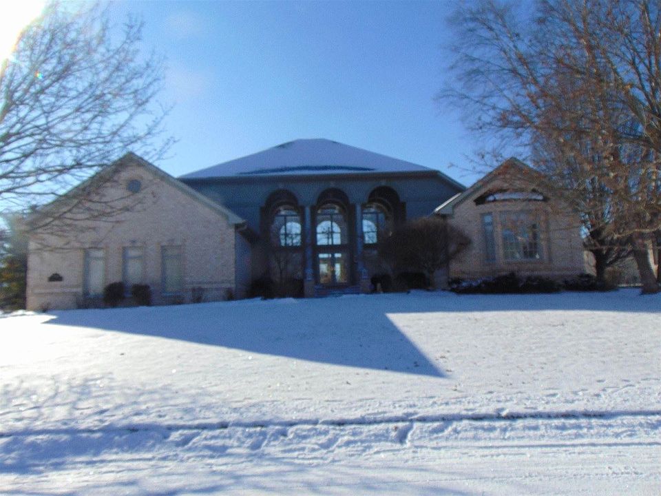 1st image of 7109 W Augusta Blvd