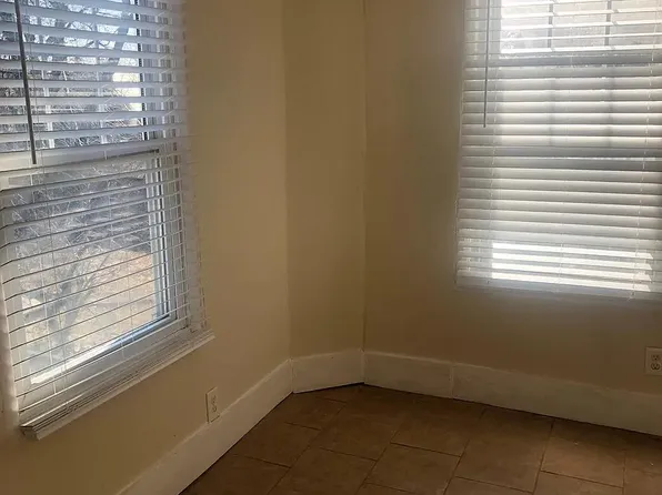 2711 Garrison Blvd APT 2, Baltimore, MD 21216