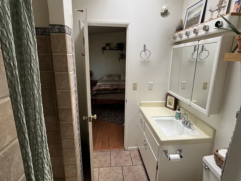 N Crescent Dr — Photo 8