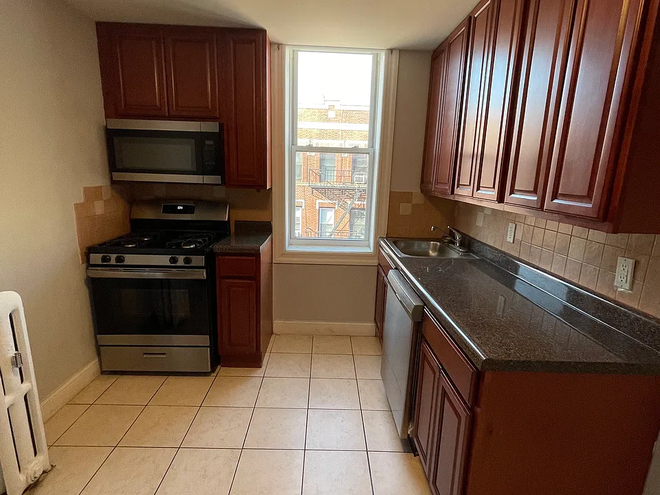 6208 Palisade Ave #16D