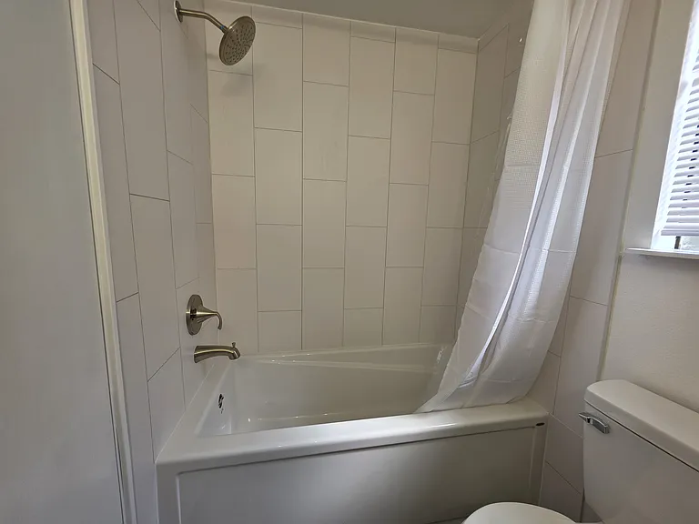 184 Belvedere St #1 — Photo 11