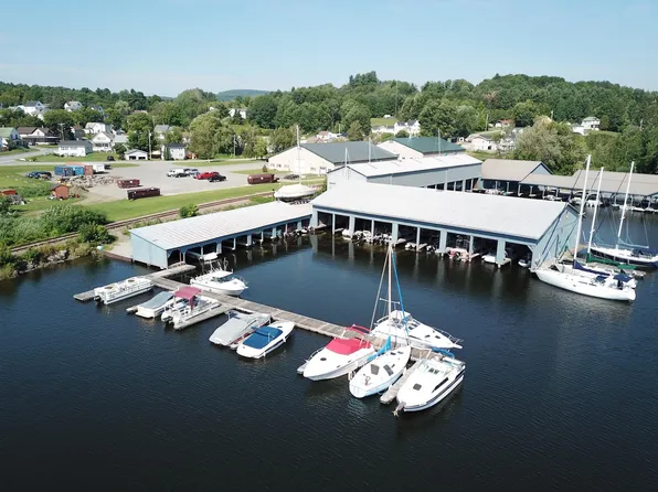 197 Farrants Point #D-22, Newport City, VT 05855