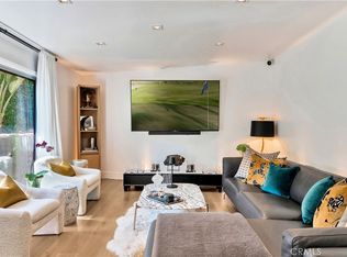 8400 De Longpre Ave APT 106, West Hollywood, CA 90069