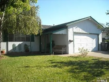 1024 Meadowlark Dr photo 1