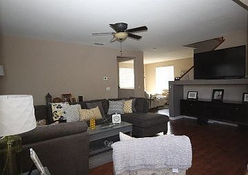 4th image of 1363 Leighton Grove Dr